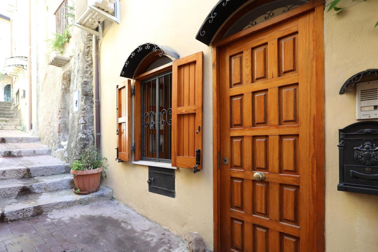 Porta Catania&Duomo Cozy Apartment Taormina Esterno foto